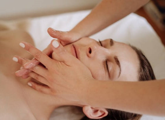 Japanse gezichtsmassage